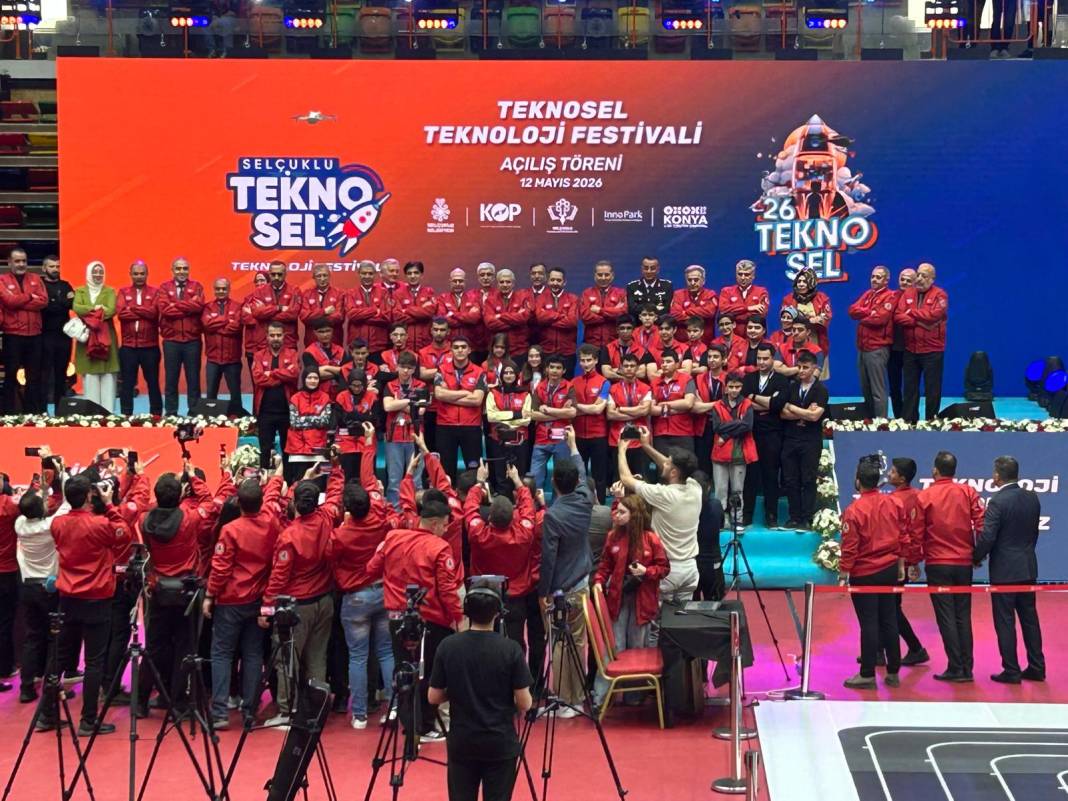 Konya'da robot savaşları başladı! TEKNOSEL 2026’da kıyasıya rekabet 18